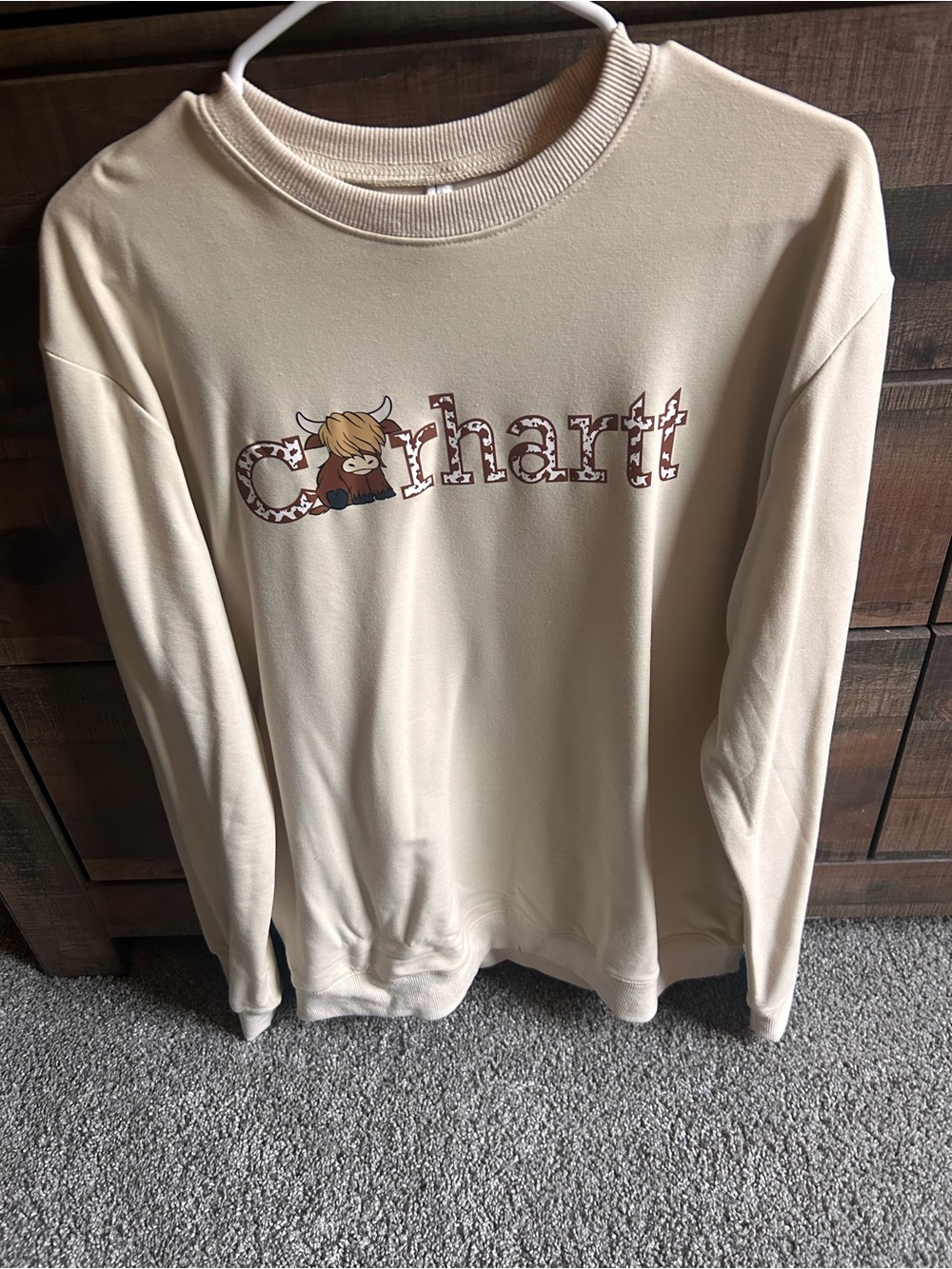 NWOT Carhartt Cream Logo Crewneck Sweatshirt(not actual Carhartt brand)